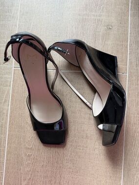 Marc Fisher Black Patent Slingback Wedge Heels